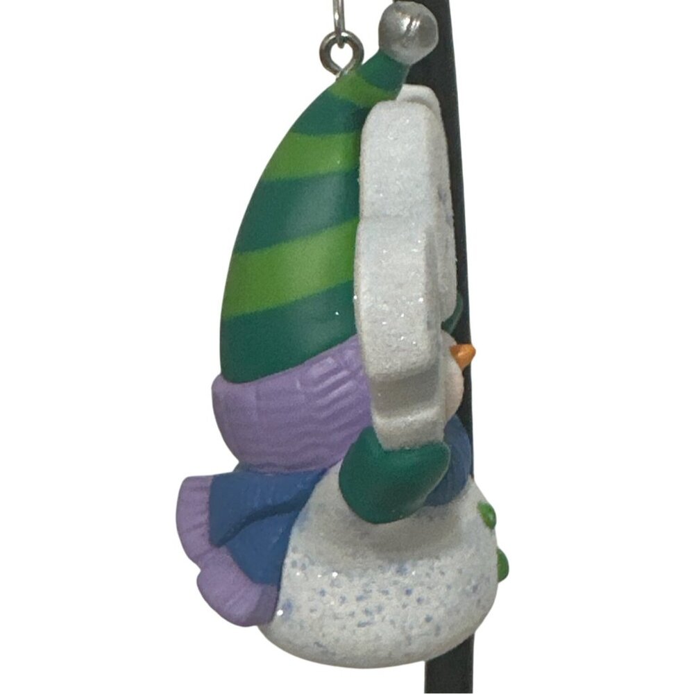Hallmark Keepsake Christmas Ornament Frosty Fun Decade 2011 Snowman Ornament - Picture 4 of 6